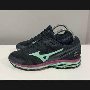 Mizuno Wave Rider 17 Shoes